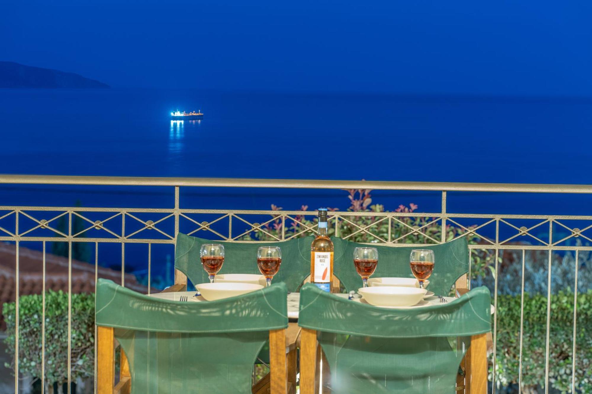 Eleftheria Apartments Vlachata Екстериор снимка