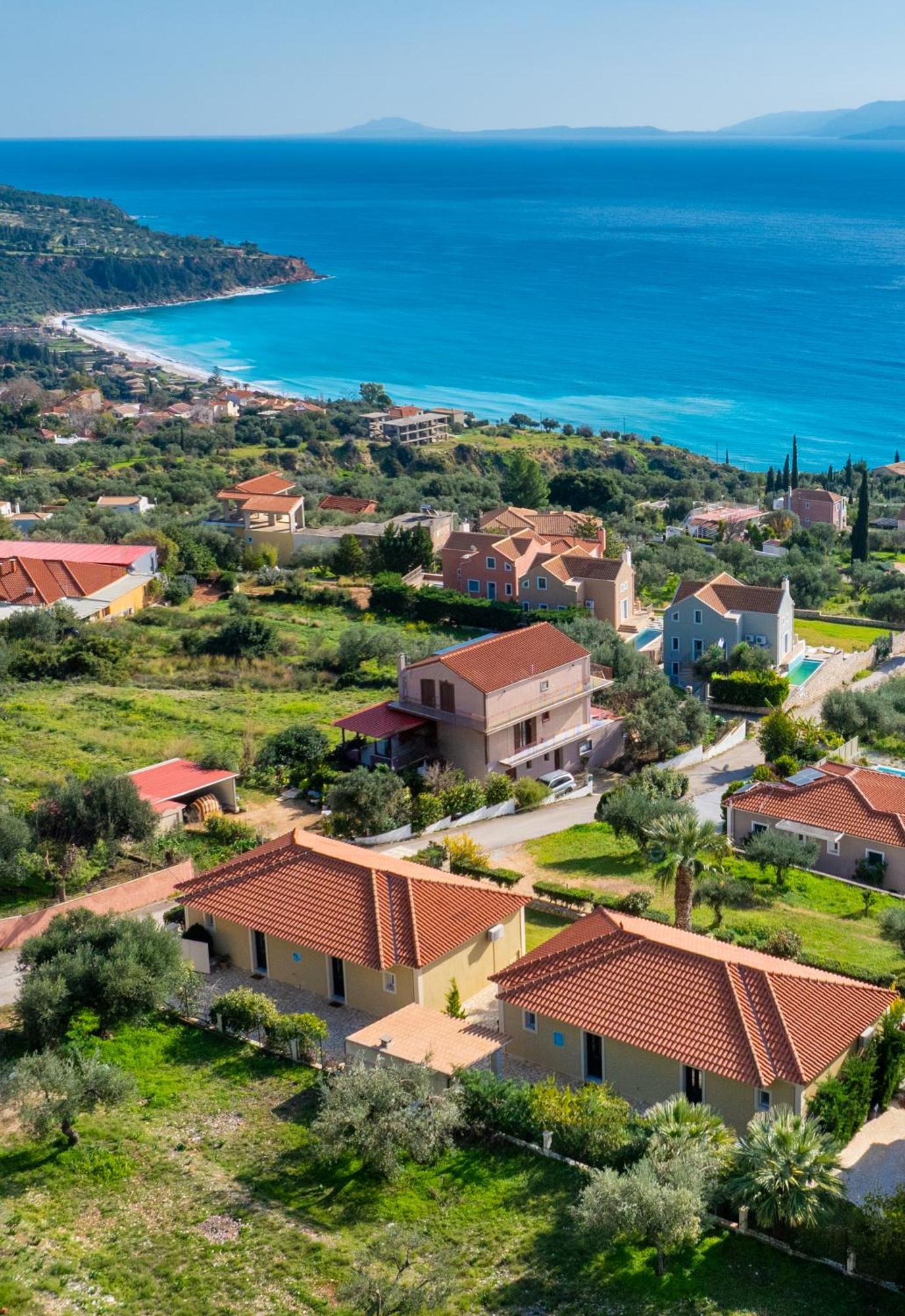 Eleftheria Apartments Vlachata Екстериор снимка