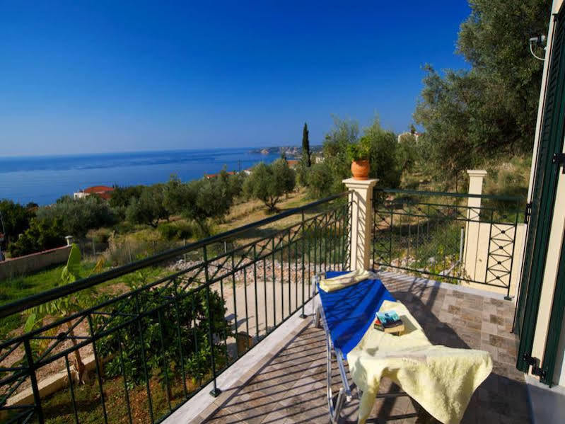 Eleftheria Apartments Vlachata Екстериор снимка